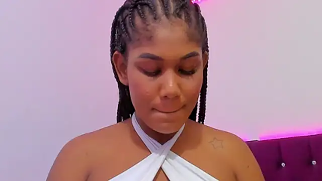 Snapshot of AlisonJaimes chatting on February 16, 2026, 9:02 pm AlisonJaimes online show from February 16, 2026, 9:02 pm