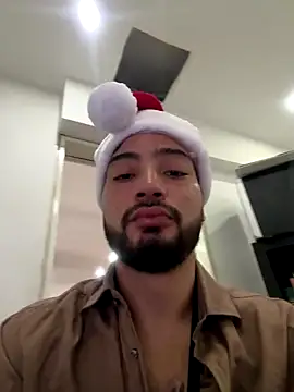 Snapshot of _tony8 chatting on December 15, 2025, 3:40 pm tony8 online show from December 15, 2025, 3:40 pm