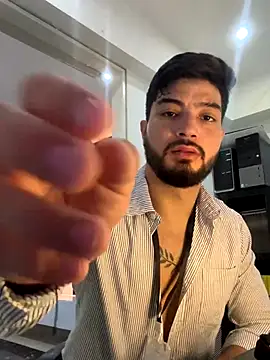 Snapshot of _tony8 chatting on November 19, 2025, 4:40 pm tony8 online show from November 19, 2025, 4:40 pm