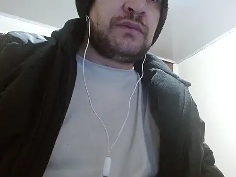 camiloking1720 online show from November 26, 2025, 8:25 am