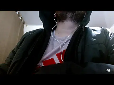 camiloking1720 online show from October 25, 2025, 12:32 am