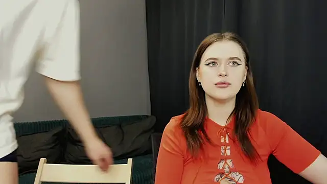 Snapshot of Pinku_kitsune chatting on February 9, 2025, 1:35 pm Pinku kitsune online show from February 9, 2025, 1:35 pm