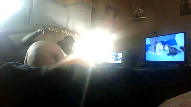 nora lane online show from January 11, 2025, 9:57 am