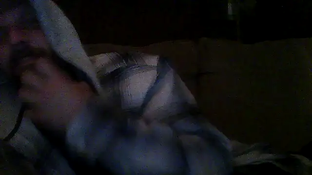 luke thighwalker2469 online show from December 18, 2025, 7:02 am