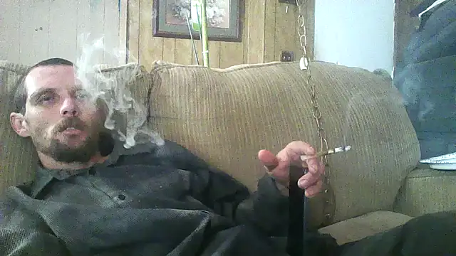 luke thighwalker2469 online show from December 15, 2025, 6:03 pm