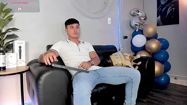 Cristopher strong online show from May 22, 2026, 12:47 pm