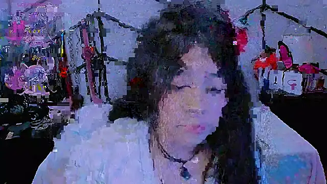 AlanaLuck online show from November 27, 2025, 7:47 pm