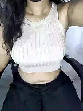 Snapshot of Ms_Neera chatting on March 10, 2025, 10:28 am Ms Neera online show from March 10, 2025, 10:28 am