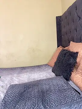 DarkBerry87 online show from October 11, 2025, 10:05 am