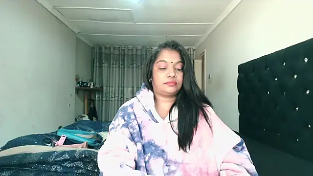 Snapshot of Indianmayaxoxo chatting on June 1, 2026, 6:57 am Indianmayaxoxo online show from June 1, 2026, 6:57 am