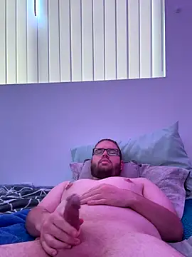 Snapshot of Comfortable_Bite chatting on November 4, 2025, 12:36 am Comfortable Bite online show from November 4, 2025, 12:36 am