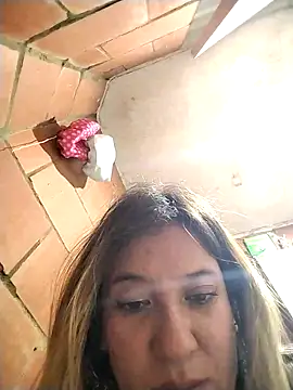ELEKTRA LUXURY online show from March 3, 2025, 2:44 am
