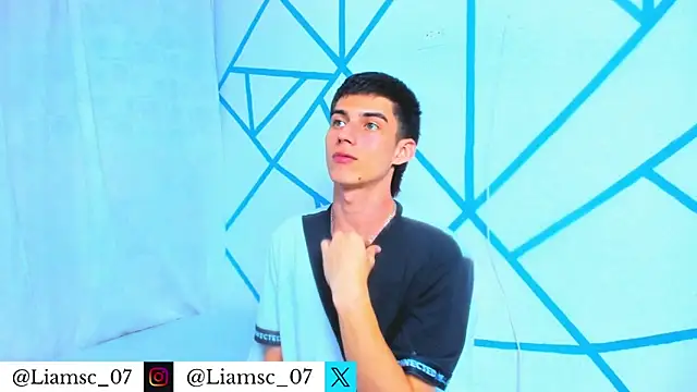 liam scott77 online show from November 7, 2025, 8:35 pm