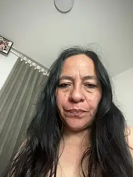 Freya Artemisa online show from February 1, 2026, 2:26 pm