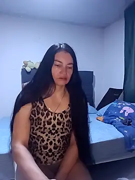 renata hot1 online show from November 21, 2025, 11:04 pm