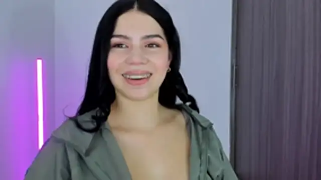 Snapshot of Natasha_su_ chatting on October 26, 2025, 1:06 am Natasha su online show from October 26, 2025, 1:06 am