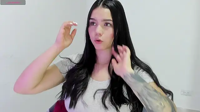 Snapshot of Natasha_su_ chatting on February 18, 2025, 10:14 pm Natasha su online show from February 18, 2025, 10:14 pm