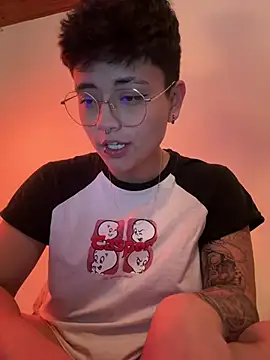 Ashley Chriss online show from January 25, 2025, 9:26 am