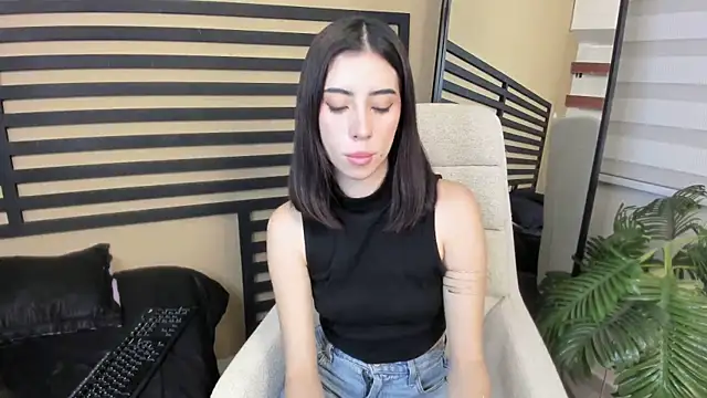 Catyloves online show from March 6, 2026, 11:22 pm