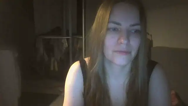 AnnaDiamond1 online show from January 19, 2026, 1:09 am