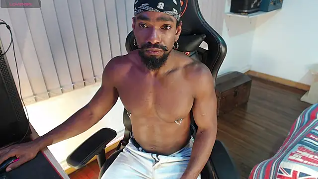 Siriss boyrag online show from December 22, 2025, 1:28 am