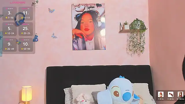 Snapshot of sara_mendez2 chatting on June 13, 2026, 11:35 pm sara mendez2 online show from June 13, 2026, 11:35 pm