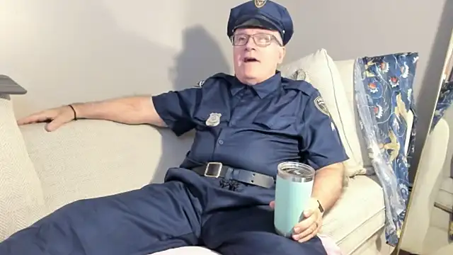 dantes lion online show from November 1, 2025, 6:19 am