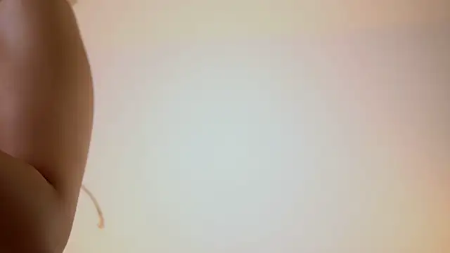 AdelineKing online show from July 8, 2026, 1:41 am