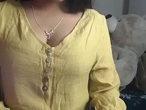 Snapshot of DevilErin chatting on December 6, 2024, 8:45 pm DevilErin online show from December 6, 2024, 8:45 pm