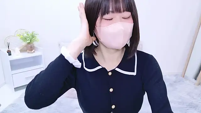 Snapshot of Im_Yu-na chatting on March 3, 2025, 1:34 pm Im Yu-na online show from March 3, 2025, 1:34 pm