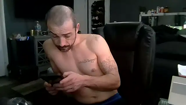 Snapshot of MasterJizzJunky chatting on April 8, 2026, 5:25 pm MasterJizzJunky online show from April 8, 2026, 5:25 pm