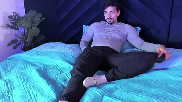 Ian Daviz online show from September 12, 2025, 12:05 pm