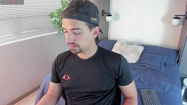 Ian Daviz online show from March 20, 2025, 9:13 pm