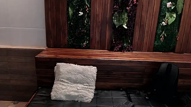 Ian Daviz online show from October 4, 2025, 11:56 am