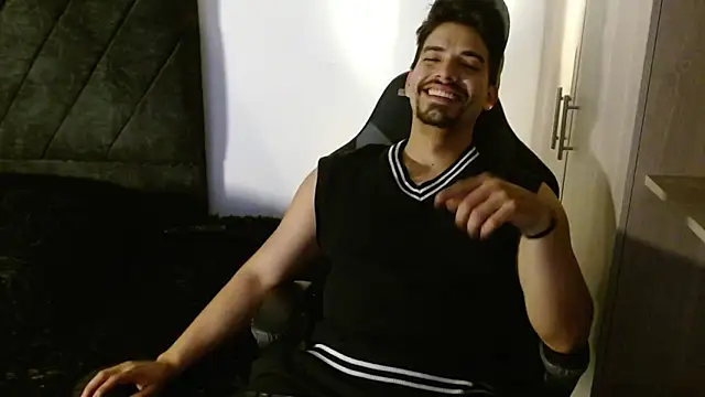 Snapshot of Ian_Daviz chatting on February 19, 2026, 9:23 pm Ian Daviz online show from February 19, 2026, 9:23 pm