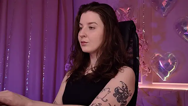 Snapshot of JackieByrd chatting on February 22, 2026, 4:08 pm JackieByrd online show from February 22, 2026, 4:08 pm