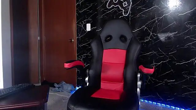 Snapshot of maty_hardx chatting on January 17, 2025, 10:11 am maty hardx online show from January 17, 2025, 10:11 am