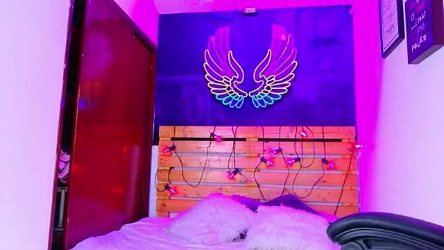 meghan nill online show from April 8, 2026, 2:57 am