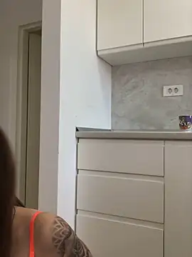 Snapshot of madonnaaaa chatting on October 28, 2025, 9:19 am madonnaaaa online show from October 28, 2025, 9:19 am