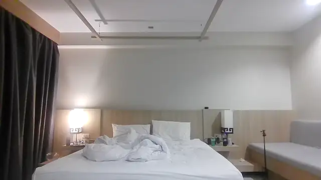 Snapshot of SweetSexySub chatting on September 15, 2025, 1:33 pm SweetSexySub online show from September 15, 2025, 1:33 pm