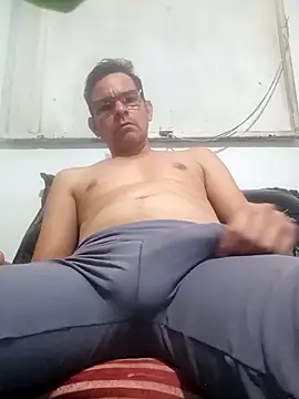 Snapshot of manuelmen211 chatting on November 16, 2025, 3:00 am manuelmen211 online show from November 16, 2025, 3:00 am