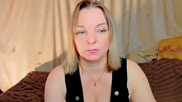 Regina  blue online show from March 24, 2026, 5:35 pm