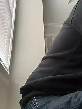 Snapshot of SmokingSloth chatting on March 15, 2025, 6:43 pm SmokingSloth online show from March 15, 2025, 6:43 pm