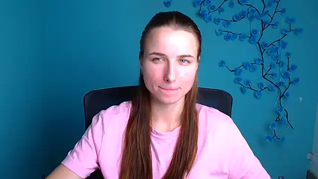 Eva Janee online show from June 18, 2026, 9:14 am