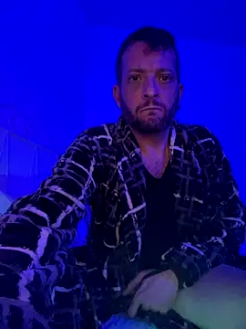 PutaNieves1983 online show from December 19, 2025, 5:54 am