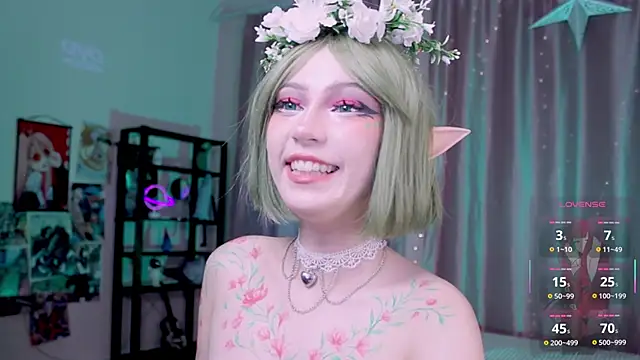 Snapshot of Carolina_Leep chatting on September 12, 2025, 5:13 pm Carolina Leep online show from September 12, 2025, 5:13 pm