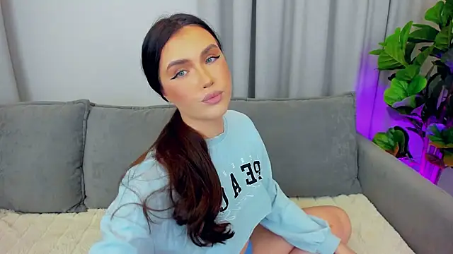 sexyangeloux online show from February 24, 2026, 9:26 pm