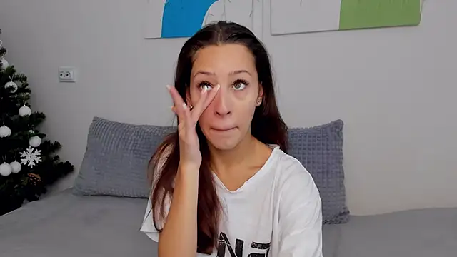 SelenaRousey online show from January 6, 2026, 7:56 am