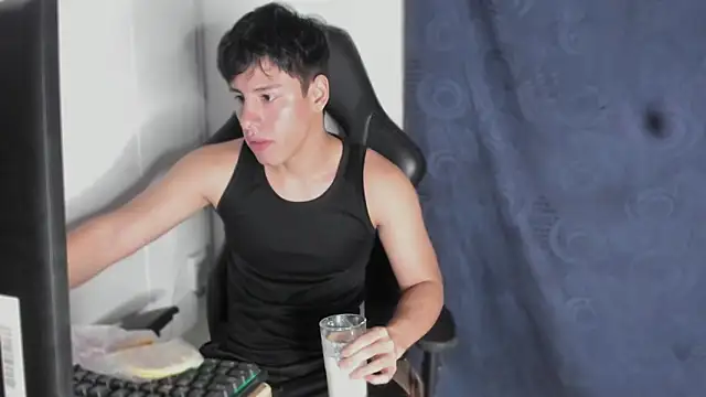 krizia7 online show from March 20, 2025, 11:12 pm