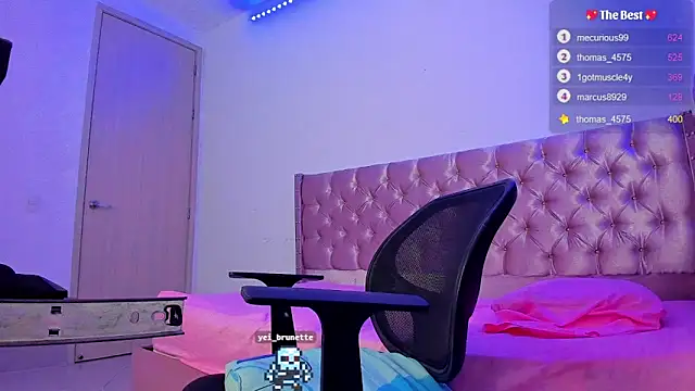 Snapshot of _diegsz_ chatting on February 27, 2025, 1:30 am diegsz online show from February 27, 2025, 1:30 am